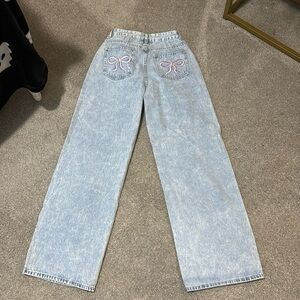Cute Bow Jeans!!